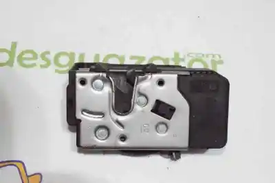 Second-hand car spare part front right door lock for opel corsa c (x01) 1.3 cdti (f08, f68) oem iam references 13154792  13154792
