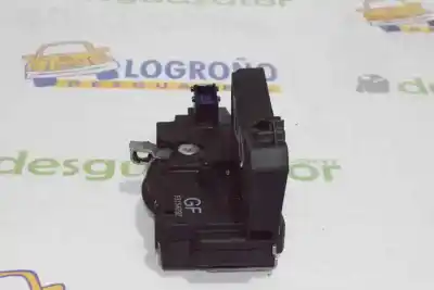 Second-hand car spare part front right door lock for opel corsa c (x01) 1.3 cdti (f08, f68) oem iam references 13154792  13154792