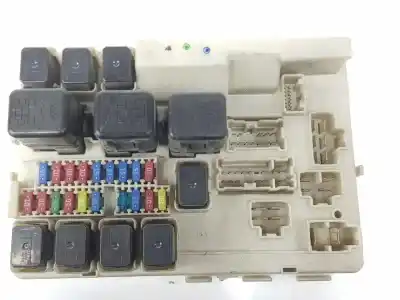 Second-hand car spare part fuse box unit for nissan murano i (z50) 3.5 4x4 oem iam references 284b7cd71a  284b7cd71a