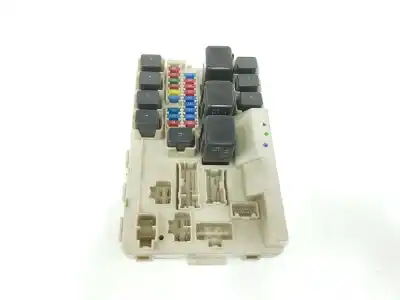 Second-hand car spare part fuse box unit for nissan murano i (z50) 3.5 4x4 oem iam references 284b7cd71a  284b7cd71a