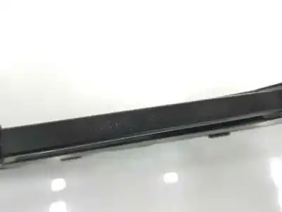 Автозапчасти б/у рычаг стеклоочистителя передний правый за mitsubishi outlander (cw0) 2.0 di-d cat ссылки oem iam 8250a172  8250a172