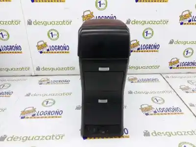 Автозапчастина б/у центральний подлокник для opel antara 2.0 cdti cat (z 20 dmh / llw) посилання на oem iam 96875612  25905307