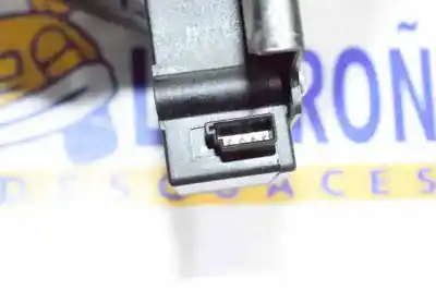 Second-hand car spare part trunk lock for bmw x3 (e83) 2.0 d oem iam references 51247057364  51247201561