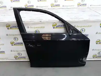 Recambio de automóvil de segunda mano de PUERTA DELANTERA DERECHA para BMW SERIE 1 BERLINA  referencias OEM IAM 41517191012 41517191012 COLOR NEGRO , TIENE PEQUEÑO GOLPE , TIENE UN PEQUEÑO BOLLO , VER FO 