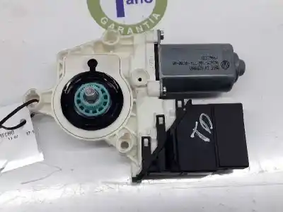 Автозапчастина б/у двигатель заднього правого скла для volkswagen tiguan (5n_) 2.0 tdi посилання на oem iam 5n0959704