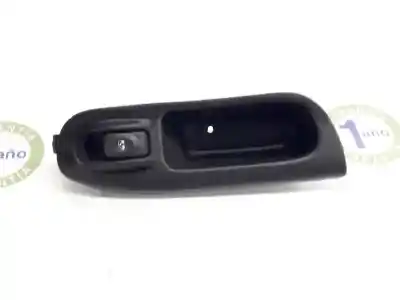 Автозапчастина б/у передній правий віконний вимикач для renault scenic rx4 (ja0) 2.0 16v expression посилання на oem iam 7700432963