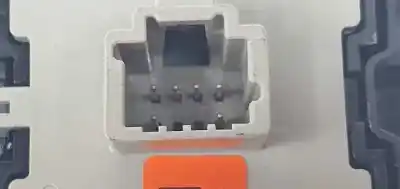 Peça sobressalente para automóvel em segunda mão BOTÃO / INTERRUPTOR ELEVADOR VIDRO DIANTEIRO ESQUERDO por SMART FORTWO COUPÉ (453)  Referências OEM IAM A4539055900  A4539055900