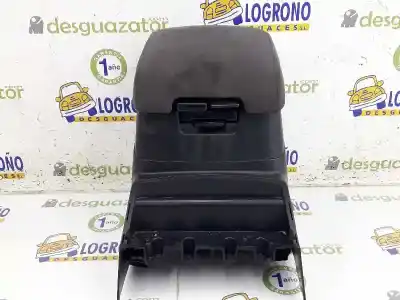 Автозапчастина б/у центральний подлокник для mitsubishi montero (v80/v90) 3.2 di-d cat посилання на oem iam 8011a521xa  8011a523xa