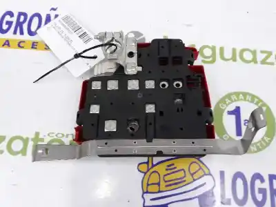 Second-hand car spare part fuse box unit for renault master iii furgoneta (fv) 2.3 dci 145 fwd (fv0e fv0f fv0h fv02 fv0m fv0s.... oem iam references 240113666r  240113666r