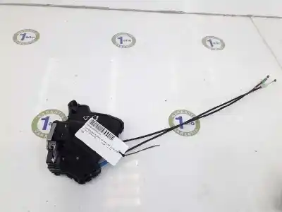 Second-hand car spare part front right door lock for toyota auris 1.4 16v cat oem iam references 6903002220