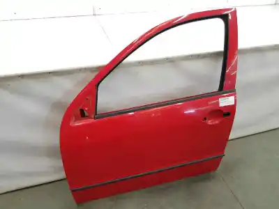 Peça sobressalente para automóvel em segunda mão porta da frente esquerda por skoda fabia (6y2/6y3) 1.4 referências oem iam 6y0831055 6y0831055 color rojo 