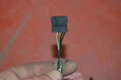 Pezzo di ricambio per auto di seconda mano retrovisore destro per bmw 3 (e46) 320 d riferimenti oem iam 51168245128  