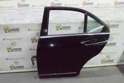Recambio de automóvil de segunda mano de PUERTA TRASERA IZQUIERDA para CLASE C CLASE C BERLINA  referencias OEM IAM A2047302100  A2047300105