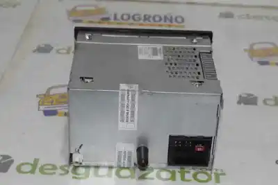 Second-hand car spare part audio system / radio cd for volkswagen t5 transporter/furgoneta 2.5 tdi oem iam references 7h0035152f  7h0035152f