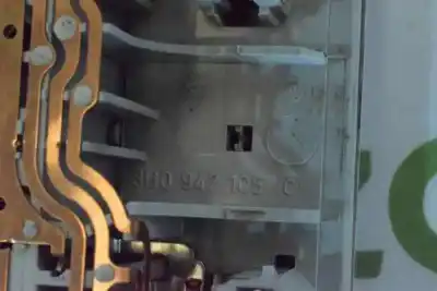 Автозапчастина б/у внутрішне світло для seat toledo iv (kg3) 1.6 tdi посилання на oem iam 3b0947105c  3b0947105c