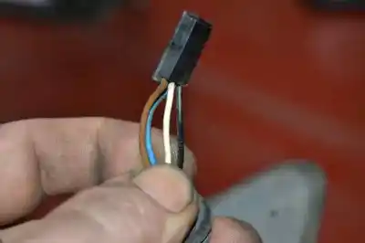 Peça sobressalente para automóvel em segunda mão espelho retrovisor esquerdo por bmw 3 (e36) 325 td referências oem iam 51168144407  