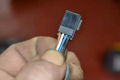 Peça sobressalente para automóvel em segunda mão espelho retrovisor esquerdo por bmw 3 (e36) 325 td referências oem iam 51168144407  