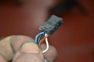 Peça sobressalente para automóvel em segunda mão espelho retrovisor esquerdo por bmw 3 (e36) 325 td referências oem iam 51168144407  