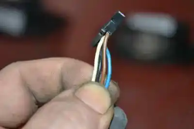 Peça sobressalente para automóvel em segunda mão espelho retrovisor esquerdo por bmw 3 (e36) 325 td referências oem iam 51168144407  