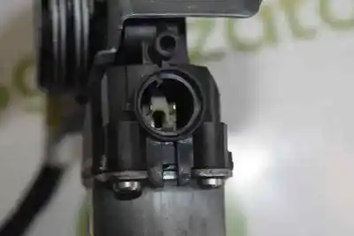 Автозапчастина б/у регулятор вікна передній лівий для renault twingo ii (cn0_) 1.5 dci (cn0e) посилання на oem iam 8200384743  8200384743