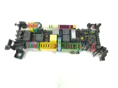 Second-hand car spare part fuse box unit for clase c clase a 2.1 cdi oem iam references 2465401850  2465401850