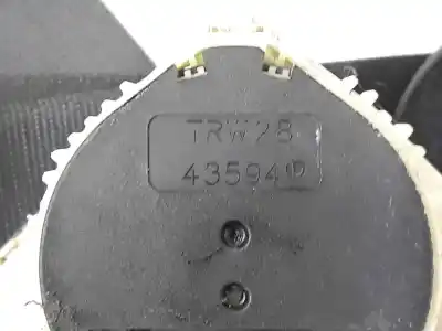 Автозапчасти б/у задний правый ремень безопасности за land rover range rover iii (l322) 3.0 d 4x4 ссылки oem iam lr009124  lr009124