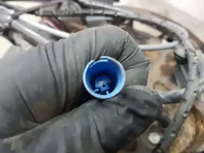 Автозапчасти б/у задняя левая поворотка за land rover range rover iii (l322) 3.0 d 4x4 ссылки oem iam rlh000070  rlh000070