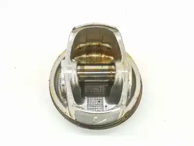 Second-hand car spare part piston for toyota prius (zvw30) 1.8 73kw oem iam references 1310137240