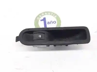 Pièce détachée automobile d'occasion commande de lève vitre arrière gauche pour renault scénic ii (jm0/1_) 1.9 dci (jm0g, jm12, jm1g, jm2c) références oem iam 8200220507