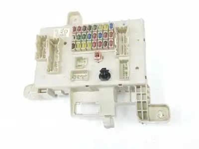 Second-hand car spare part fuse box unit for toyota land cruiser (j12) 3.0 turbodiesel oem iam references 8273060110