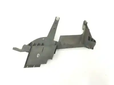 Second-hand car spare part right headlight support for bmw x3 (e83) 2.0 d oem iam references 63126939200  1301073025