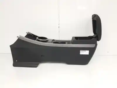 Автозапчастина б/у центральний подлокник для mazda cx7 2.2 turbodiesel посилання на oem iam eh6464420c02  eh6464420c02