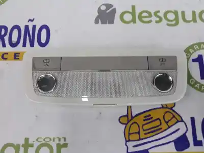 Second-hand car spare part interior light for clase c clase c berlina 2.1 cdi oem iam references 2048204901