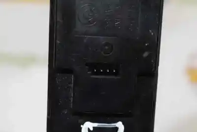 Second-hand car spare part left front power window switch for bmw 5 (e60) 530 d oem iam references 61316951924  61316951924