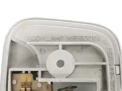 Автозапчастина б/у внутрішне світло для mitsubishi montero (v60/v70) 3.2 di-d avance посилання на oem iam mr330804