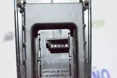 Second-hand car spare part right front power window switch for bmw 1 coupé (e82) 120 d oem iam references 61319163003  61319163003