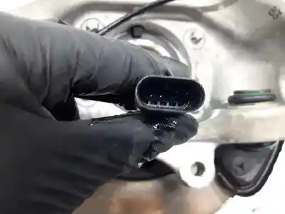 Автозапчасти б/у поворот заднего права за otras marcas clase c lim. 2.1 cdi ссылки oem iam 2053500241  a2055467380