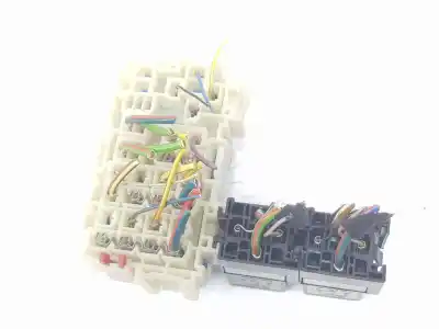 Second-hand car spare part fuse box unit for land rover range rover evoque r-dynamic oem iam references lr028884  bj3214n072ad