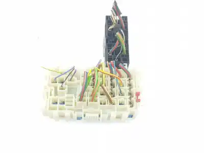 Second-hand car spare part fuse box unit for land rover range rover evoque r-dynamic oem iam references lr028884  bj3214n072ad