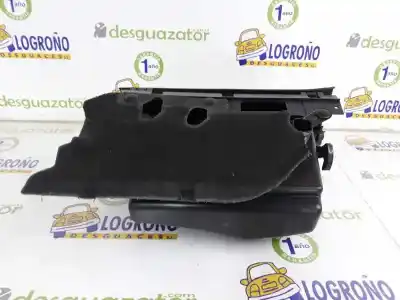 Автозапчастина б/у бардачок для citroen c3 picasso (sh_) 1.4 vti 95 посилання на oem iam 96881953zd  8218yj