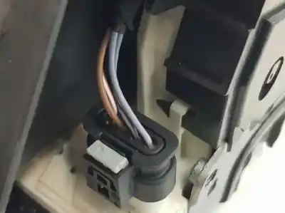 Автозапчастина б/у замок дверей заднього лівого для clase c clase c berlina 2.2 cdi посилання на oem iam a2047300335  2047300335