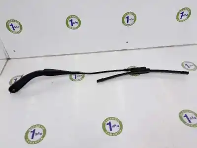 Pezzo di ricambio per auto di seconda mano braccio tergicristallo anteriore destro per bmw serie 1 berlina 5p (f20) 2.0 116d riferimenti oem iam 61617239520  61617239520
