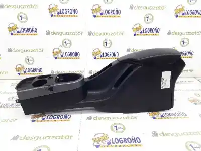 Pezzo di ricambio per auto di seconda mano BRACCIOLO CENTRALE per SEAT ALTEA (5P1)  Riferimenti OEM IAM 5P0863761A  5P0863243F
