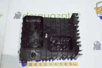 Second-hand car spare part fuse box unit for audi a3 (8p1) 2.0 tdi 16v oem iam references 1k0937548a  1k0937124h