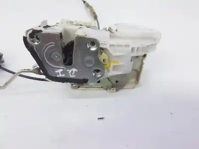 Автозапчасти б/у замок левой передней двери за mitsubishi montero (v80/v90) 3.2 di-d intense ссылки oem iam mr573703  mr573703