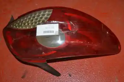 Pezzo di ricambio per auto di seconda mano Lampada Posteriore Sinistra per PEUGEOT 206 BERLINA 1.4 HDi Riferimenti OEM IAM 9685618280  