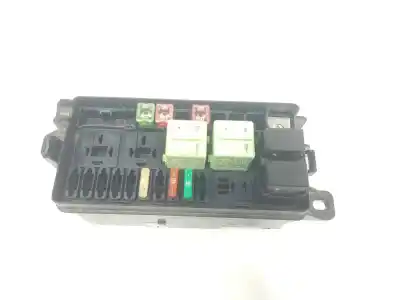 Pezzo di ricambio per auto di seconda mano scatola relè/fusibili per mini countryman (r60) 1.6 diesel cat riferimenti oem iam 61149240945  61149240945