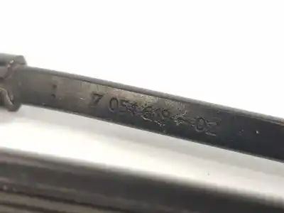 Second-hand car spare part left front windshield wiper arm for bmw x3 (e83) 3.0 d oem iam references 61613453533  61613453533
