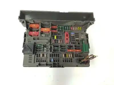 Peça sobressalente para automóvel em segunda mão caixa de fusíveis e relés por bmw 3 (e90) 320 d referências oem iam 61149119446