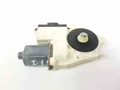 Автозапчастина б/у двиг скла задне ліво для bmw x3 (e83) 3.0 d посилання на oem iam 67626925965